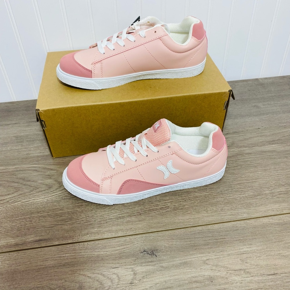 Hurley tennis shoe size 8.5 no box